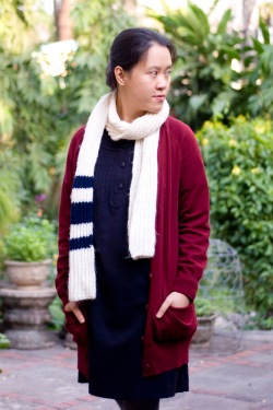 navy shift dress maroon cardigan white scarf by 14 shades of grey