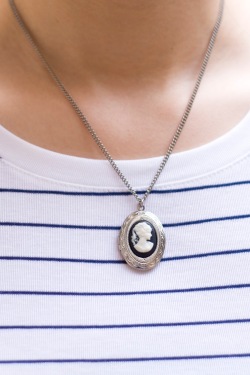 striped tee cameo necklace by 14 shades of grey