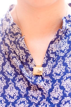 blue print blouse gold necklace by 14 shades of grey